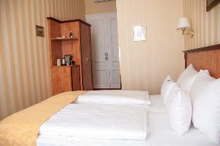 Pension Opera Suites