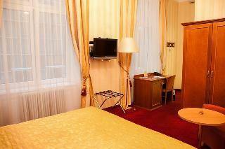 Pension Opera Suites
