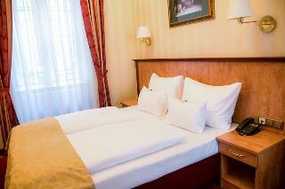 Pension Opera Suites