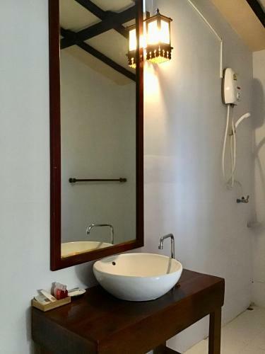 Hotel La Ong Lay
