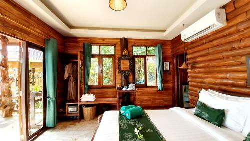 Hotel Tingrai Bay Resort