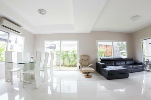 Maximize Luxury Apartment