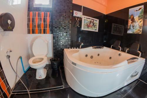 Maximize Luxury Apartment