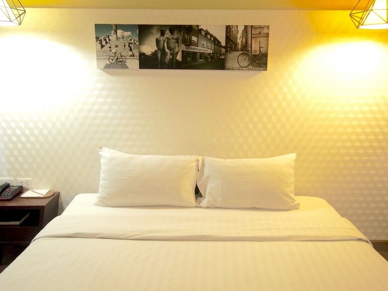 Hotel Retroasis