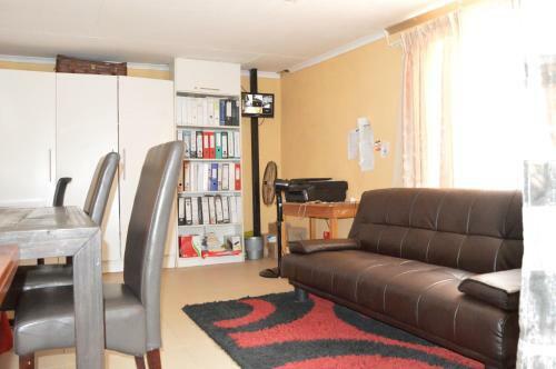 Hostal Cosmo Lodge