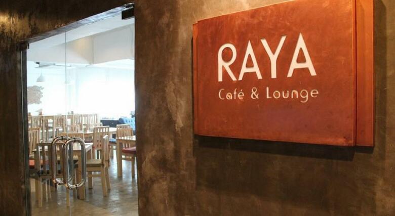 Hotel The Raya Surawong Bangkok