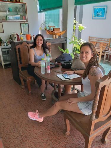 Hostal Srikrung Guesthouse