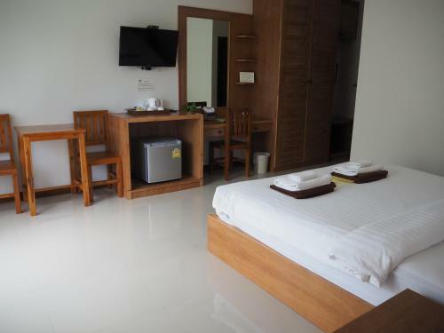 Crystal Lamai Hotel