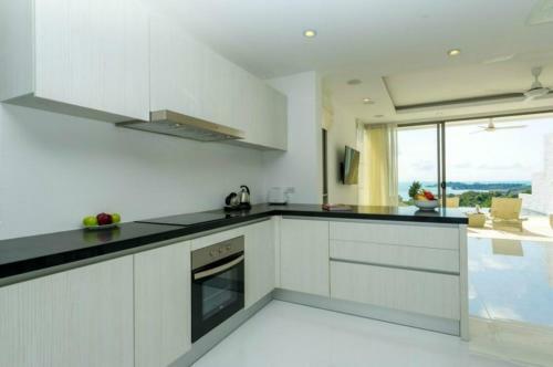 3 Bedroom Sea View Villa Escape