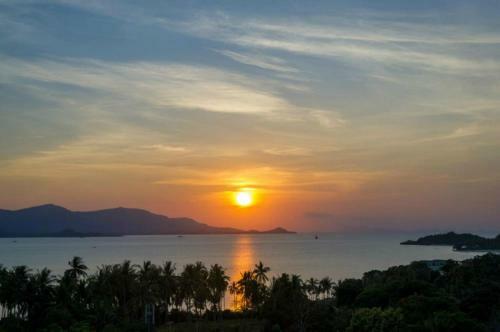 3 Bedroom Sea View Villa Escape
