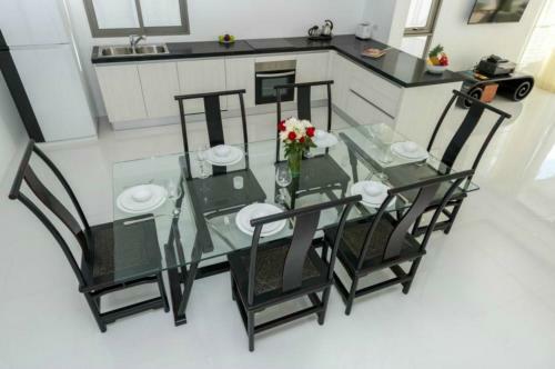 3 Bedroom Sea View Villa Escape