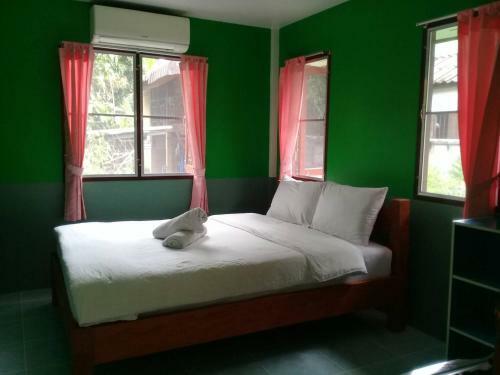 Hostal Sarm Mork Guest House