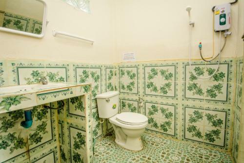 Hostal Sarm Mork Guest House