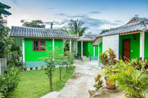 Hostal Sarm Mork Guest House