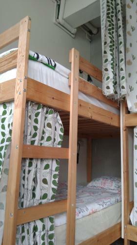 4+57 Hostel