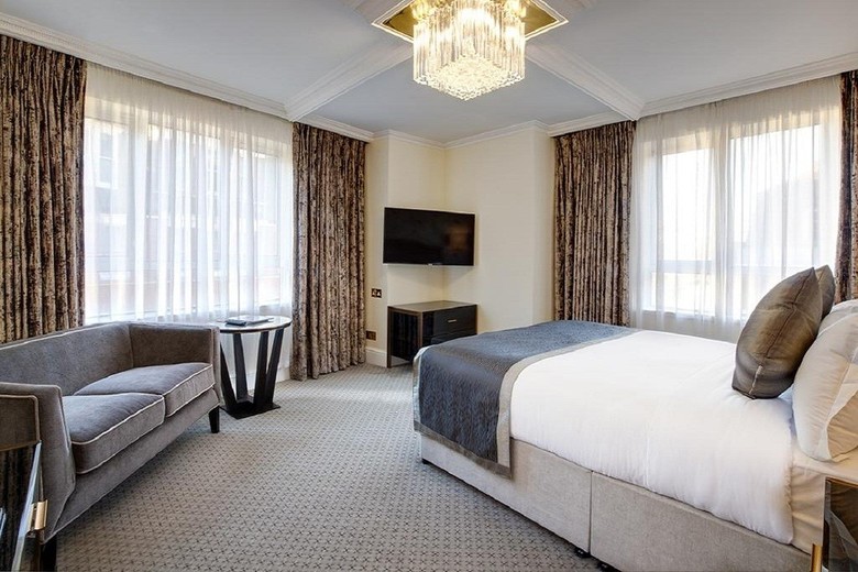 Hotel Rathbone