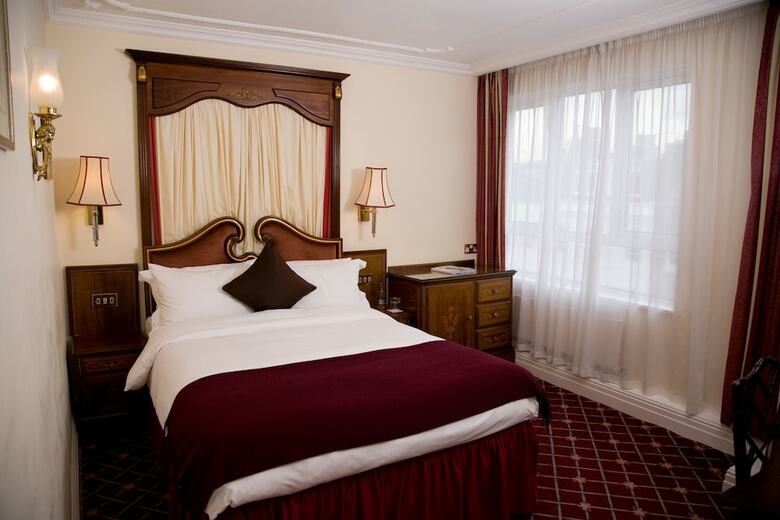 Hotel Rathbone