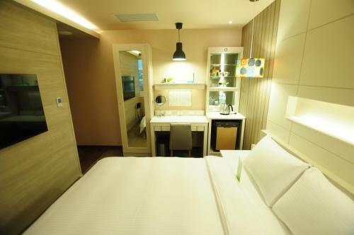 Kindness Hotel - Zhongshan Bade Branch