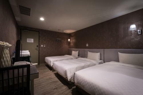 Posada Taipei Bridge Sparkle Hotel