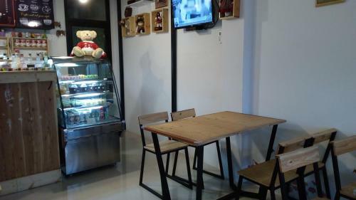 Bed & Breakfast Suratthani Airport Mini Hotel