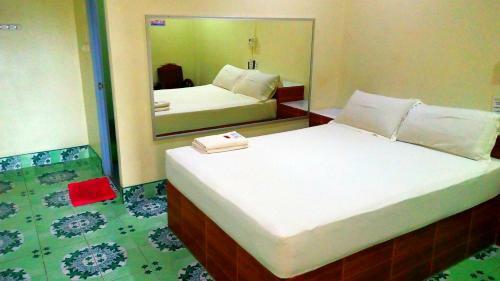 Bed & Breakfast Suratthani Airport Mini Hotel
