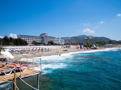 First Class Hotel (all Inclusive)