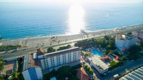 First Class Hotel (all Inclusive)