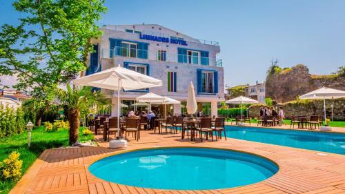 Limnades Hotel ?znik