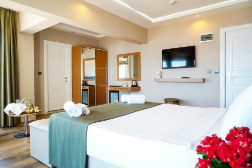 Aurasia City Hotel