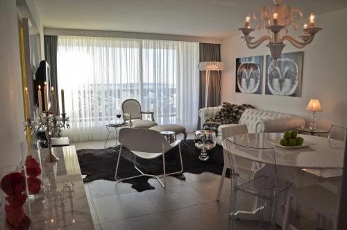 Yoo By Owner - Punta Location Apartments