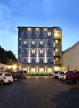 Sakanti Malioboro Hotel