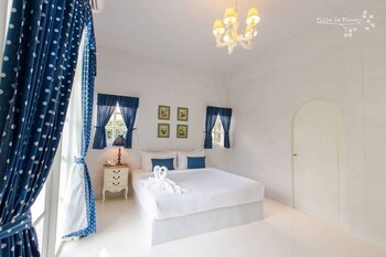 Hotel Villa La Flora Kanchanaburi