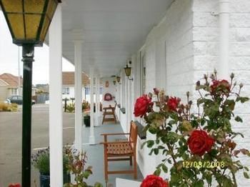 Surrey Court Motels