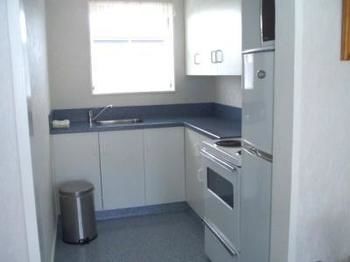Surrey Court Motels