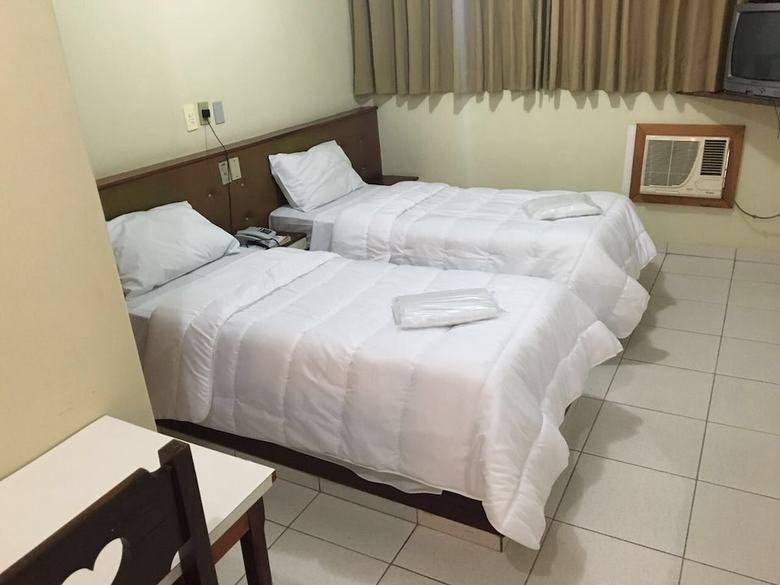 Cabi�na Palace Hotel