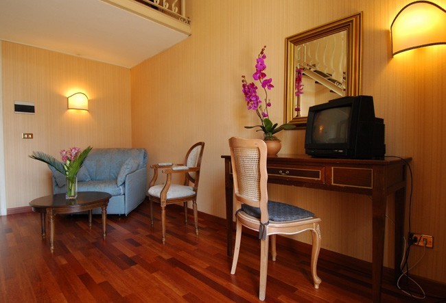 Hotel Grande Albergo Quattro Stagioni