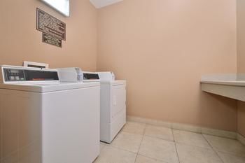 Hotel Americas Best Value Inn And Suites San Benito