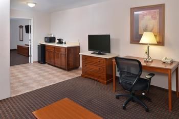 Hotel Americas Best Value Inn And Suites San Benito