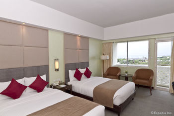 Sotogrande Hotel And Resort