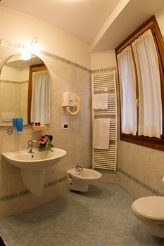 Hotel Locanda Poste Vecie