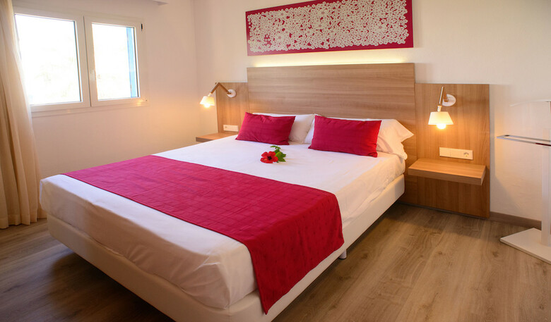 Hotel Cala Llenya Resort Ibiza
