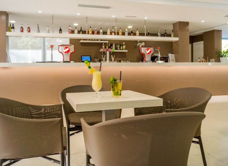 Hotel Globales Panama - Adults Only
