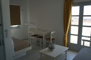 Aparthotel Pyrgaki Sun & Moon Luxury Suites