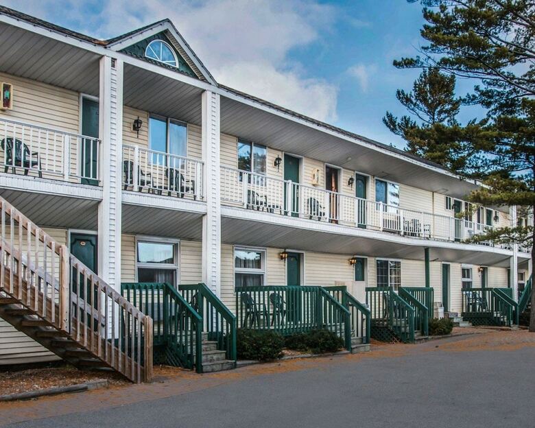 Motel Econo Lodge Mackinaw City