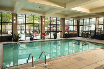 Hotel Rit Inn & Conference Center