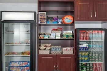 Hotel Knights Inn Toronto