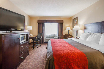 Hotel Comfort Inn & Suites