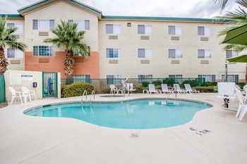 Hotel Comfort Inn & Suites
