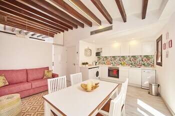 Remolars 3 Townhouse Apartments