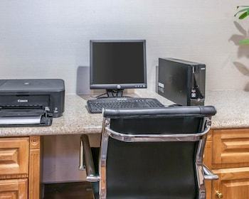 Hotel Comfort Inn & Suites